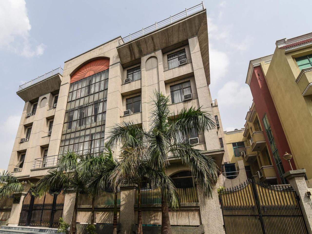 Capital O 16676 Near Noida City Center Exteriér fotografie